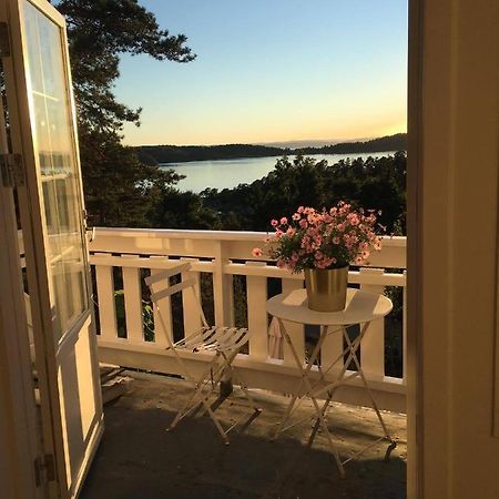 Leilighet I Sorlandshus I Son - Sjoutsikt - Naer Son Spa Exterior foto